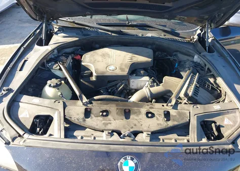 2012 BMW 528I xDrive z USA, uszkodzony, nr VIN WBAXH5C5XCDW03172